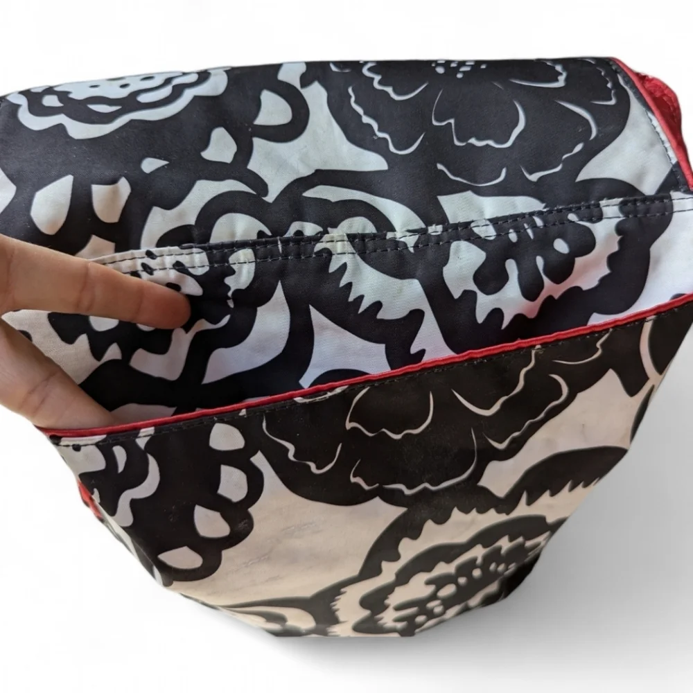 Ju-Ju-Be Onyx Blossoms Be Hip Messenger Diaper Bag‎ Floral Magnetic Snaps
